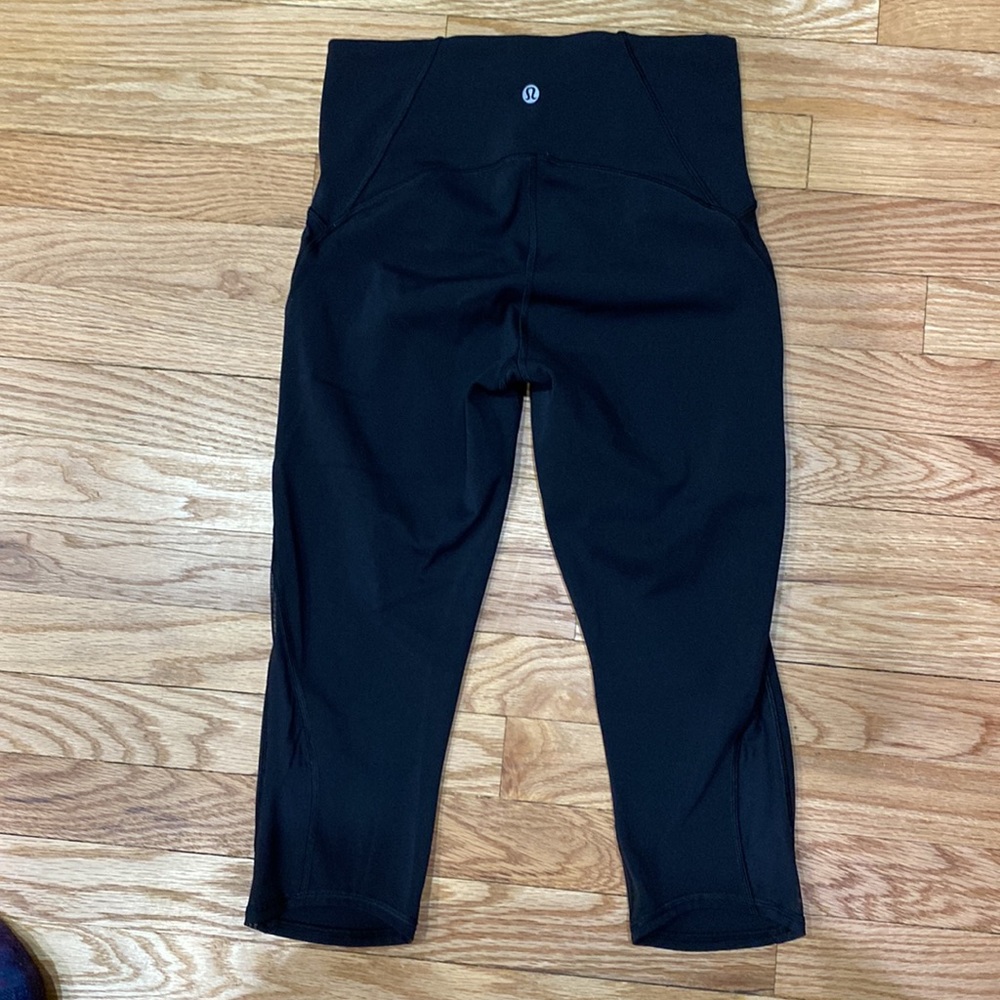 Lululemon cropped leggings